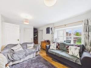 Lounge/Diner- click for photo gallery